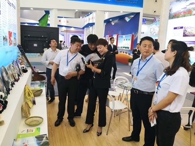我縣參加第三屆絲綢之路國際博覽會成果豐碩，經貿合作與產業咨詢實現新突破